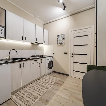 Luxury In Downtown Апартаменти